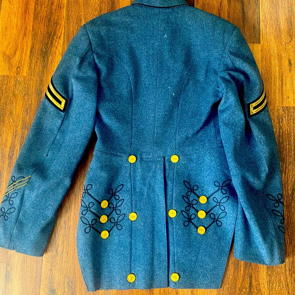 WWII era uniforms - Picture 7 of 15